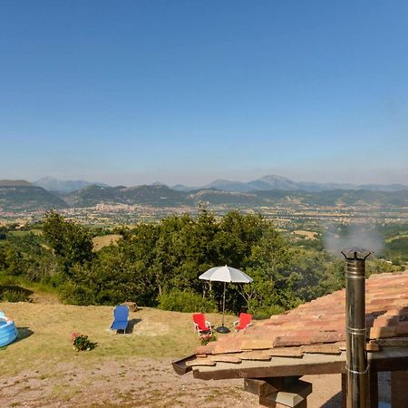 Villa La Casa di Claudia Gubbio Esterno foto